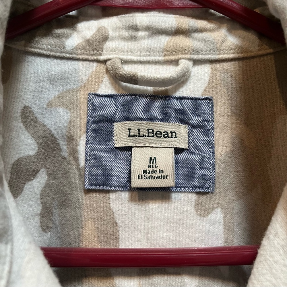 LL Bean Sz M Heritage Chamois Shirt - Picture 4 of 10